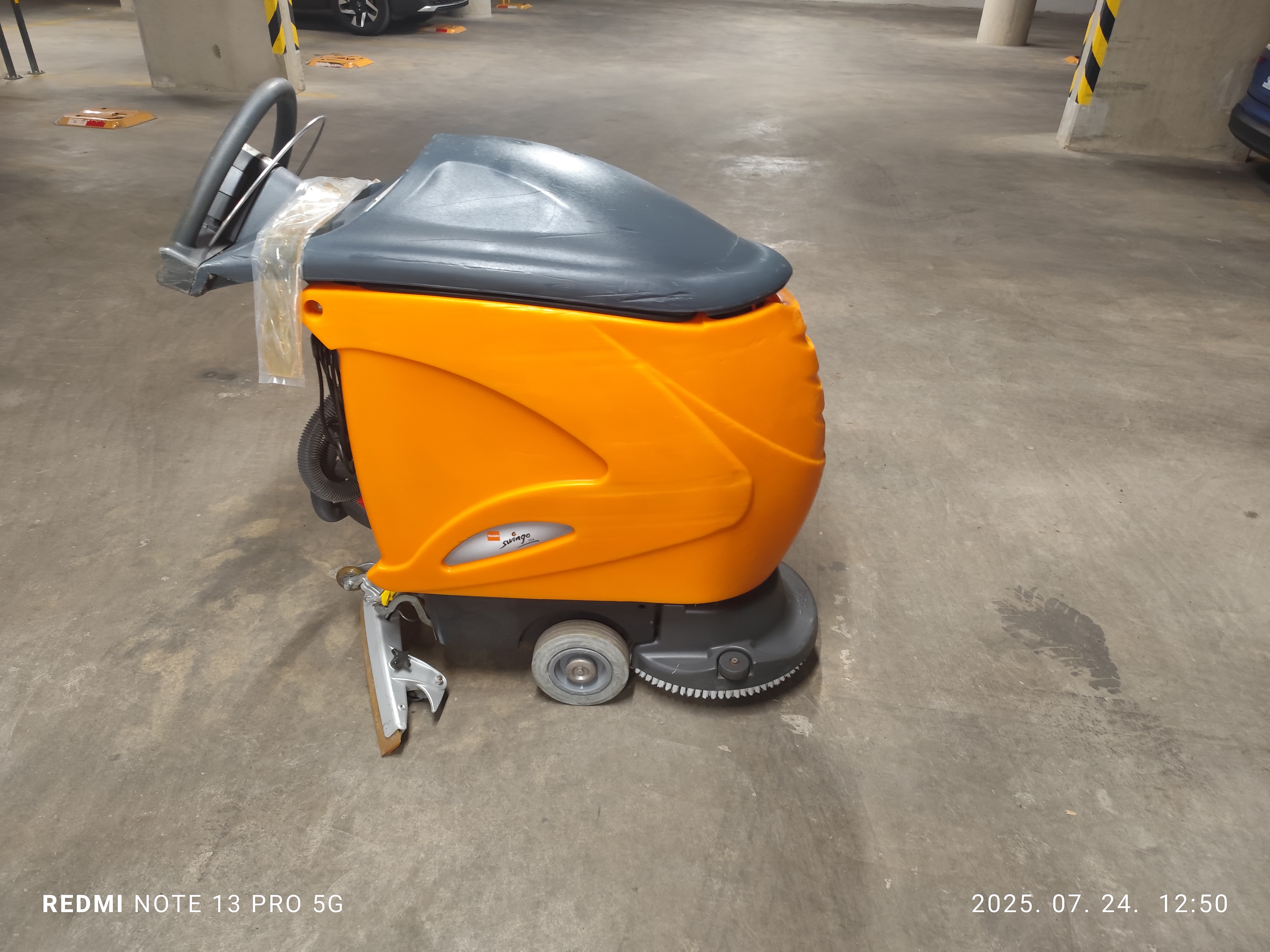 TASKI Swingo 1255 B használt súrológép – 1. galériakép
